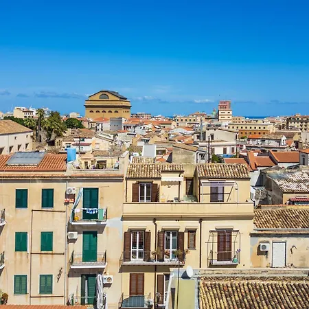 Apartmán Attico Nel Cuore Del Centro Storico Di *