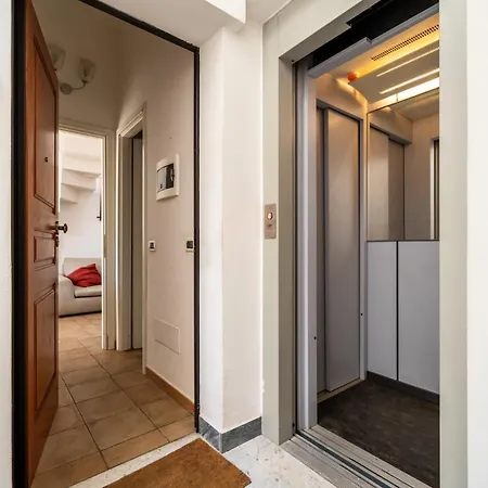 Attico Nel Cuore Del Centro Storico Di Apartmán